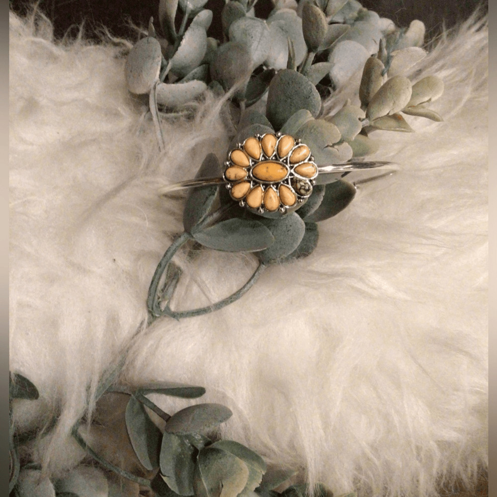 NEW! Buttercup faux Squashblossom bracelet